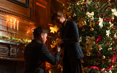 Faire sa demande en mariage au pied du sapin